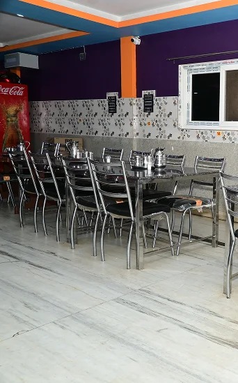 Restaurant Near Deomali